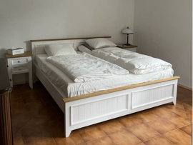 Provensálská postel PAULINE L2P 180x200 cm:bílá